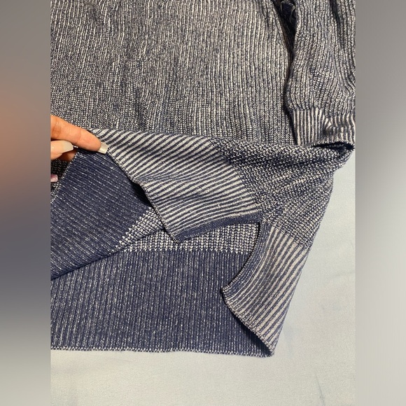 LC Lauren Conrad Women's Blue Sweater - Picture 6 of 12